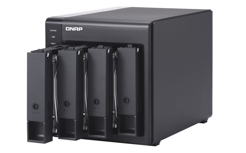 QNAP TR-004 (4 HDD)