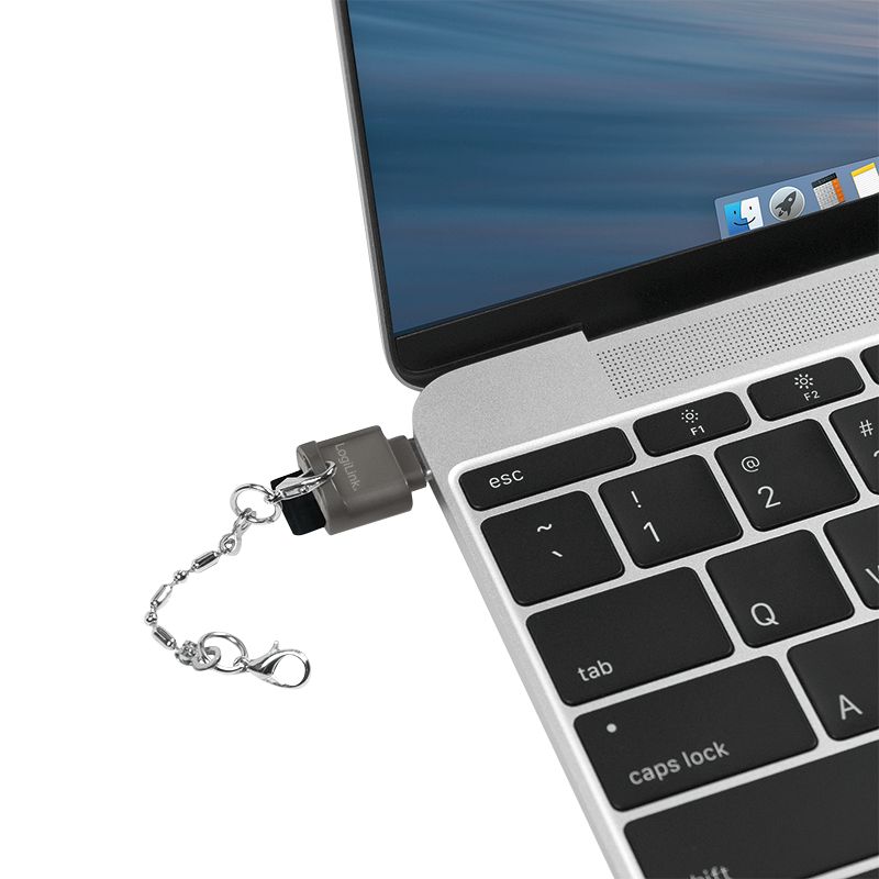 Logilink USB-C to microSD Card reader as a key chain
