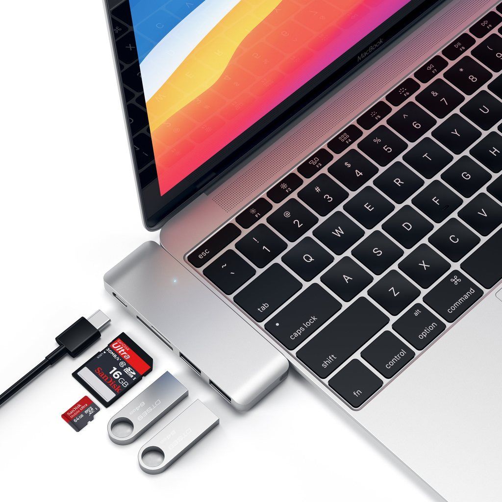 Satechi Type-C Pass-Through USB Hub Silver
