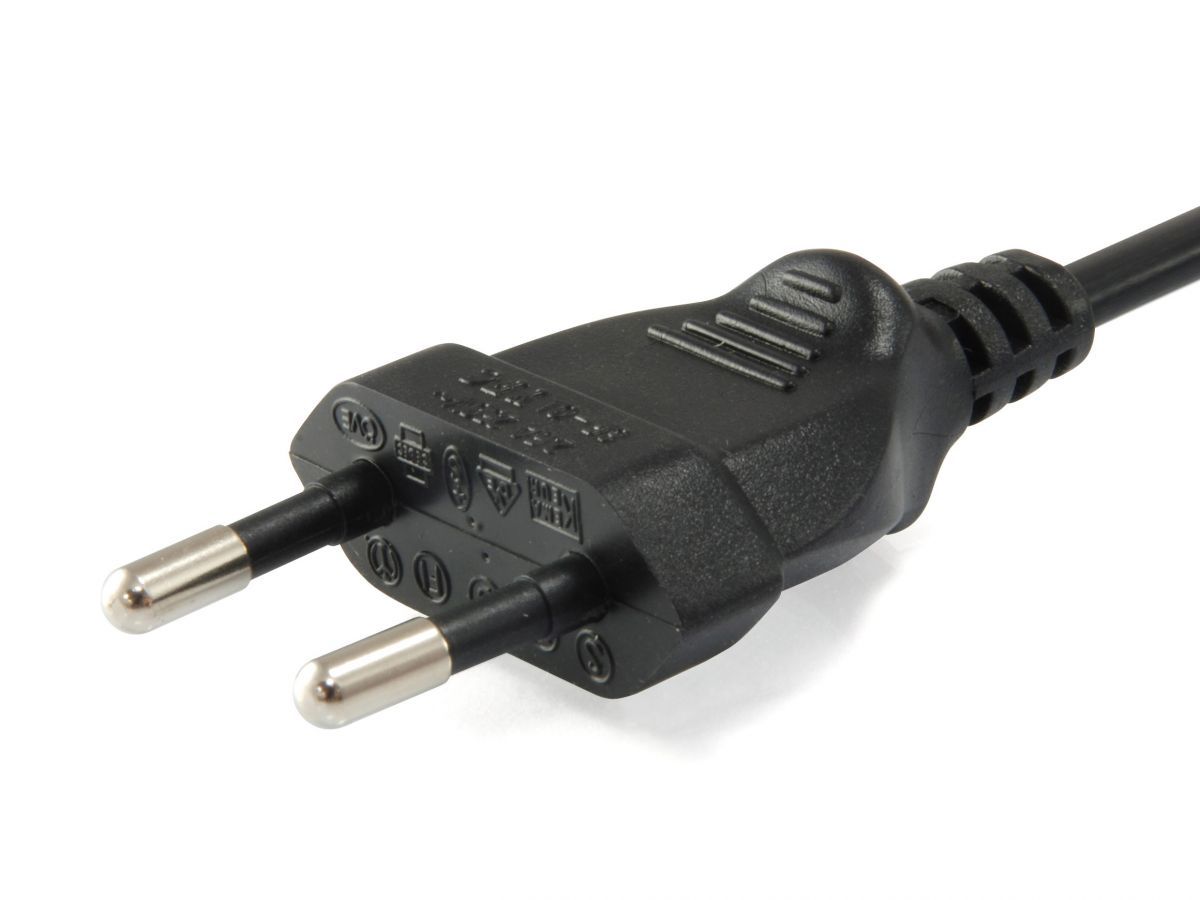 EQuip High Quality Power Cord C7 to 2pin Euro 3m Black