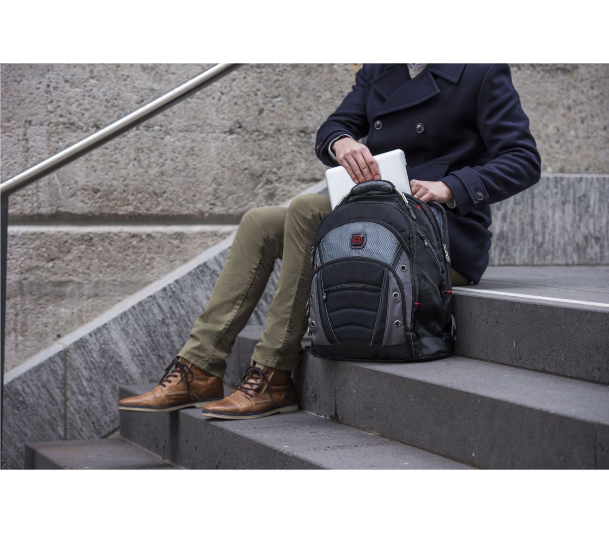 Wenger Synergy Laptop Backpack with Tablet Pocket 16" Black