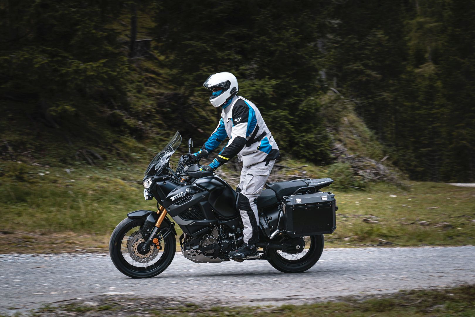 FIXED Bluetooth headset for closed and open helmets Cellularline UCOM16 Twin Pack