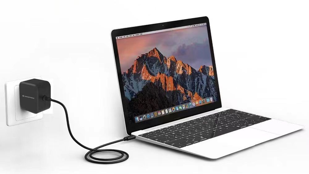 Conceptronic OZUL04BE 67W GaN USB PD Charger Built-in USB-C Cable Black