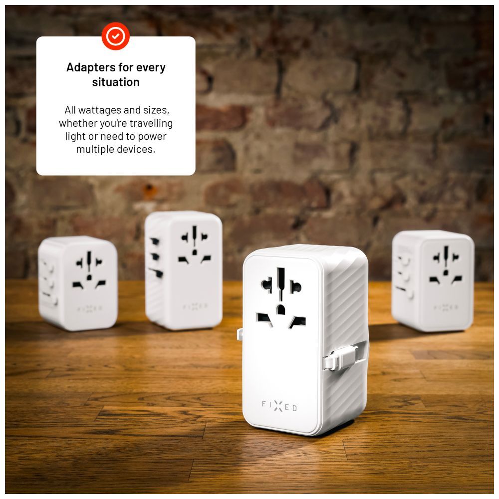 FIXED Voyager utazó adapter 3xUSB-C/1xUSB GaN 120W, fehér