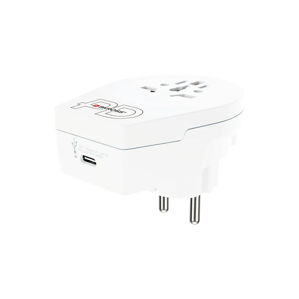 SKROSS Európába utazóknak, USB-C földelt Adapter White