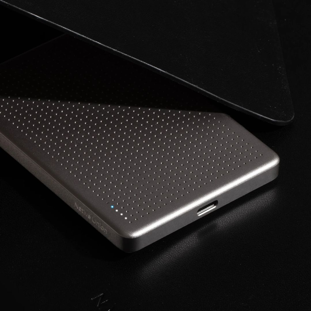 Native Union Active Magnetic 5000mAh Power Bank Sandstone
